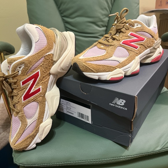 New Balance Shoes - New Balance 9060 Women’s Pink & Tan Retro Runner Sneakers